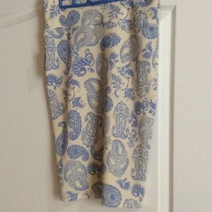 LuLaRoe Cassie size S Paisley print